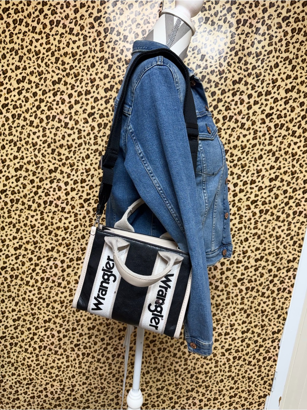 Wrangler Black and Cream Crossbody Tote